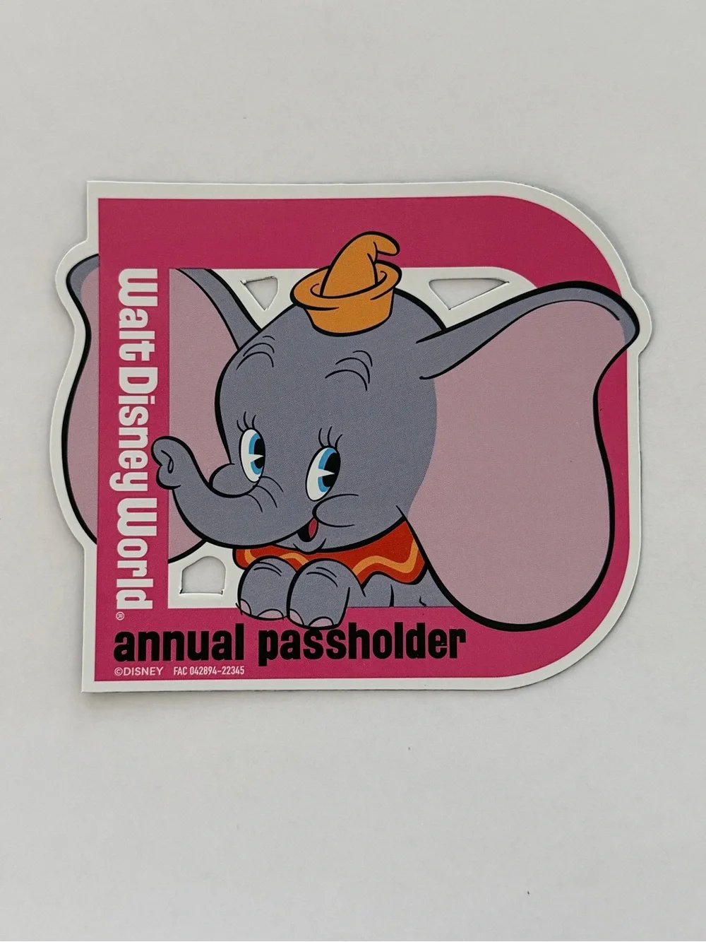 Disney Annual Passholder Magnet Dumbo